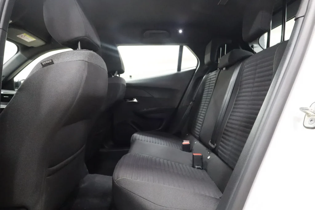 Peugeot 2008 1500CC 130HP AUTOMATO BLUE HDI FACE LIFT  2024