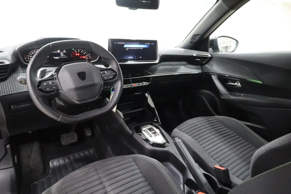 Peugeot 2008 1500CC 130HP AUTOMATO BLUE HDI FACE LIFT  2024