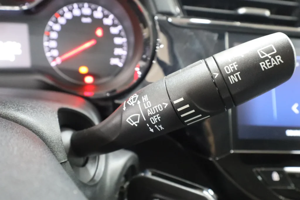 Opel Corsa 1.2 100hp Automatic 2025