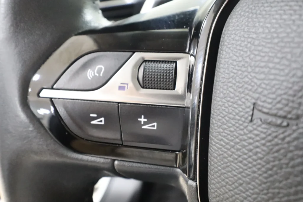 Peugeot 2008 2008 ALLURE BLUE HDI 1500CC 130HP EAT8 EΛΛΗΝΙΚΟ  2021