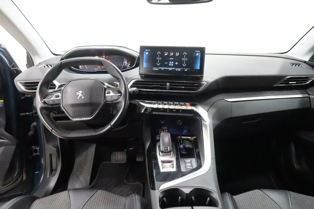 Peugeot 3008 Allure 1.2 130HP Automatic 2022