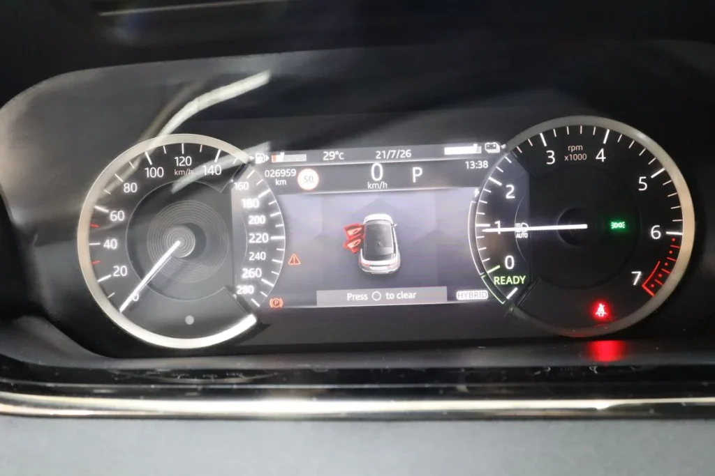 Land Rover Range Rover Evoque P300e Plug-in Hybrid AWD 2022