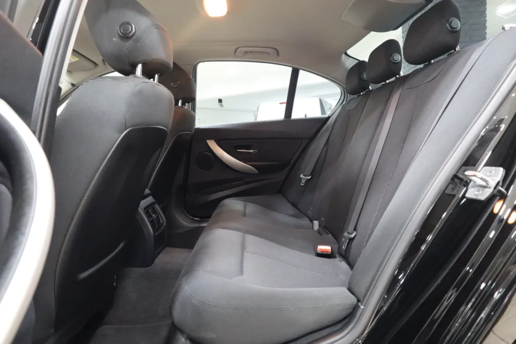 BMW 320i Automatic Leather Xenon Greek-Delivered 2015