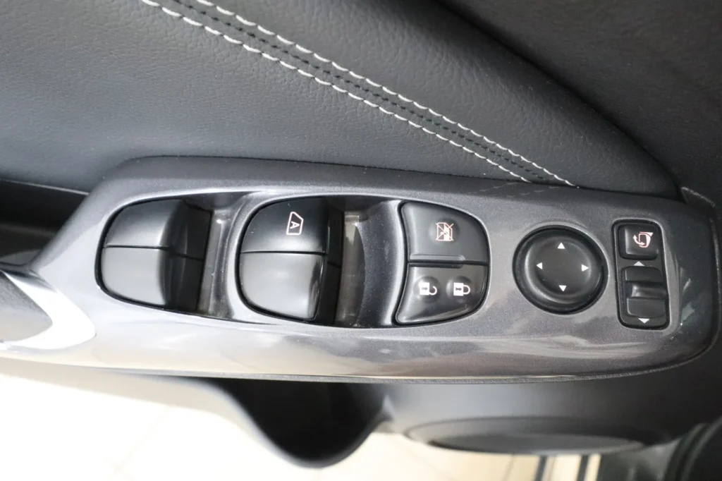 Nissan Juke HYBRID N-CONNECTA LED AUTOMATIC  1.6cc 145hp EΛΛΗΝΙΚΟ  2023