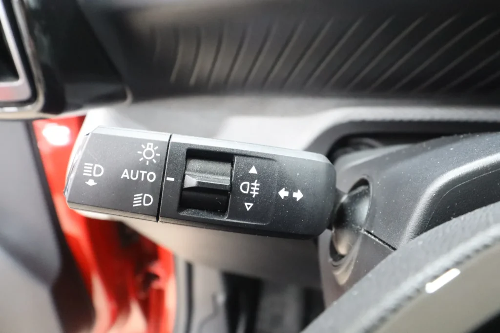 Citroen C3 C3 Plus 1.2CC 100 HP *ΜΕ EΡΓΟΣΤΑΣΙΑΚΗ ΕΓΓΥΗΣΗ* 2025