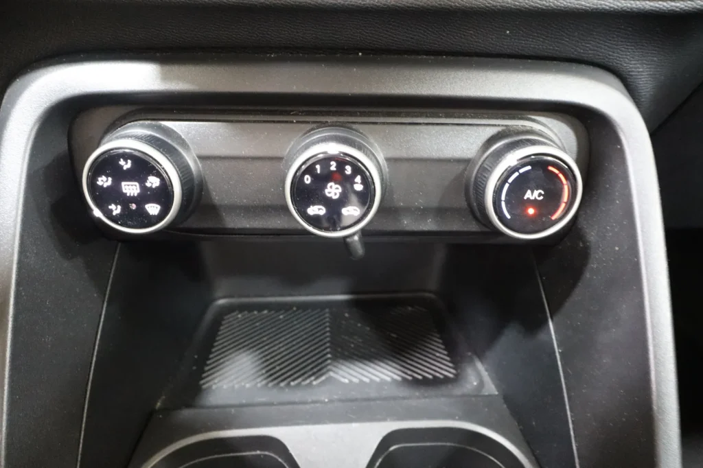 Citroen C3 C3 Plus 1.2CC 100 HP *ΜΕ EΡΓΟΣΤΑΣΙΑΚΗ ΕΓΓΥΗΣΗ* 2025