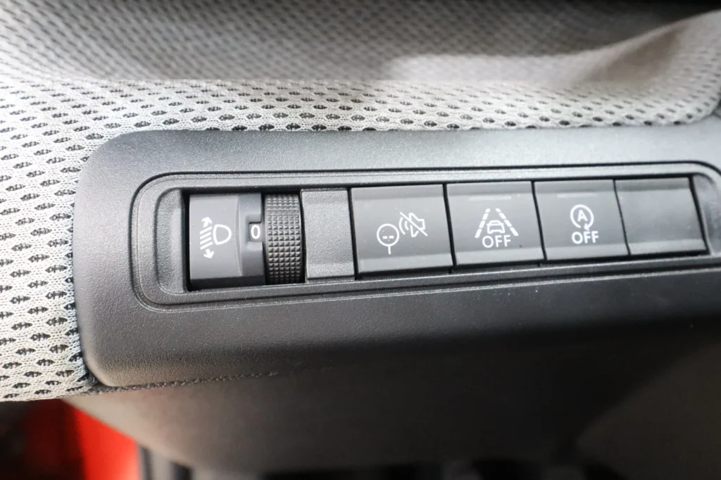 Citroen C3 C3 Plus 1.2CC 100 HP *ΜΕ EΡΓΟΣΤΑΣΙΑΚΗ ΕΓΓΥΗΣΗ* 2025