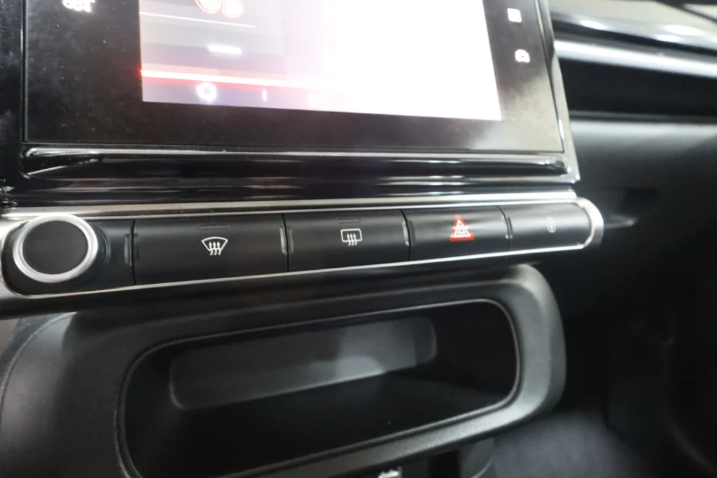 Citroen C3 	C3 PureTech 1200cc  83hp S&S Feel 2022