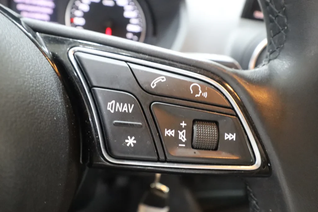 Audi Q2 30 TFSI 1.0 110hp Automatic 2021