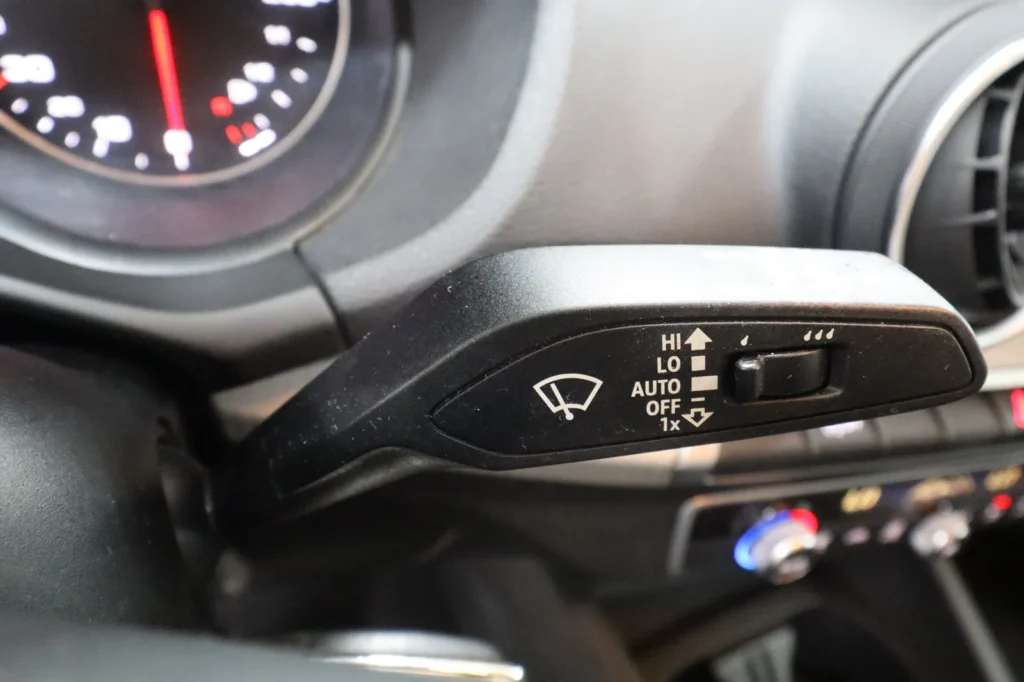 Audi Q2 30 TFSI 1.0 110hp Automatic 2021