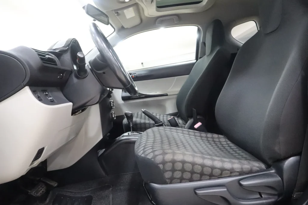 Toyota iQ Automatic Sunroof 2011