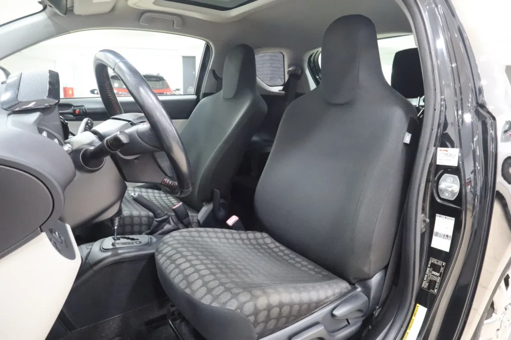 Toyota iQ Automatic Sunroof 2011