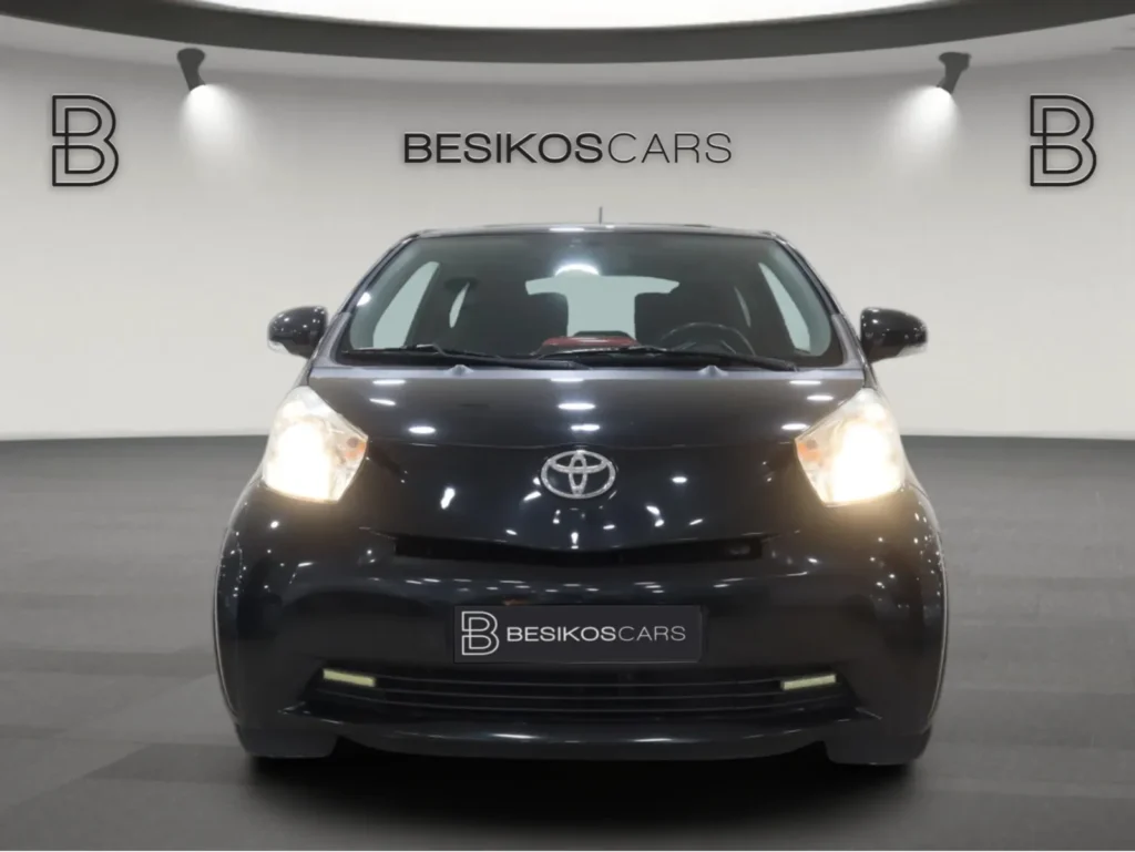 Toyota iQ Automatic Sunroof 2011