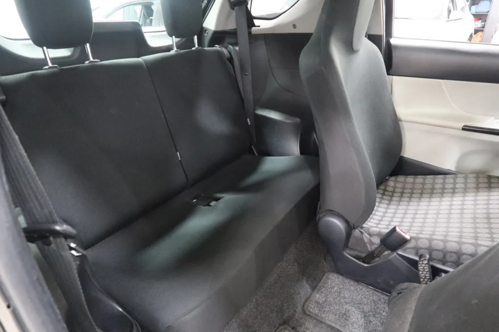 Toyota iQ Automatic Sunroof 2011