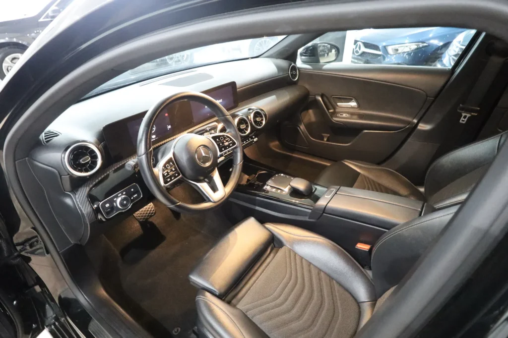 Mercedes-Benz A 250 A 250e1.3cc 218hp  PLUG IN HYBRID AUTOMATO NAVI LED  2022