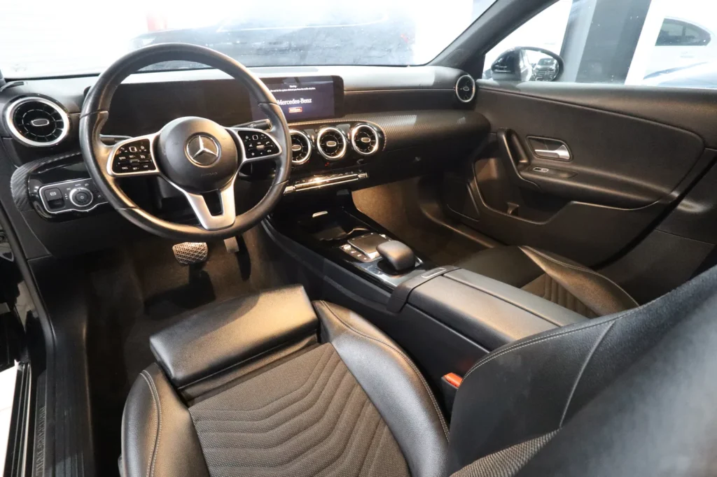Mercedes-Benz A 250 A 250e1.3cc 218hp  PLUG IN HYBRID AUTOMATO NAVI LED  2022