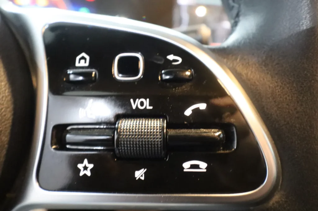 Mercedes-Benz A 250 A 250e1.3cc 218hp  PLUG IN HYBRID AUTOMATO NAVI LED  2022