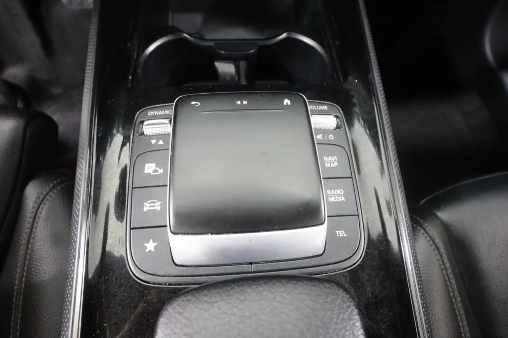 Mercedes-Benz GLA 250 GLA 250e 1300cc 218hp PLUG IN- HYBRID NAVI LED  ΕΛΛΗΝΙΚΟ  2022