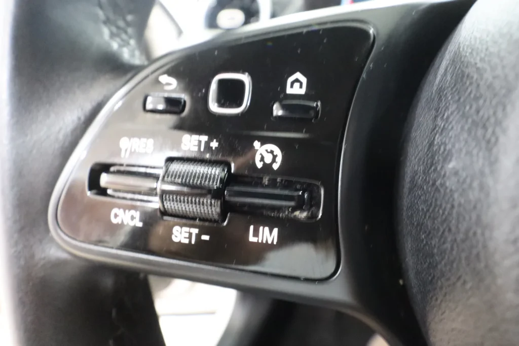 Mercedes-Benz GLA 250 GLA 250e 1300cc 218hp PLUG IN- HYBRID NAVI LED  ΕΛΛΗΝΙΚΟ  2022
