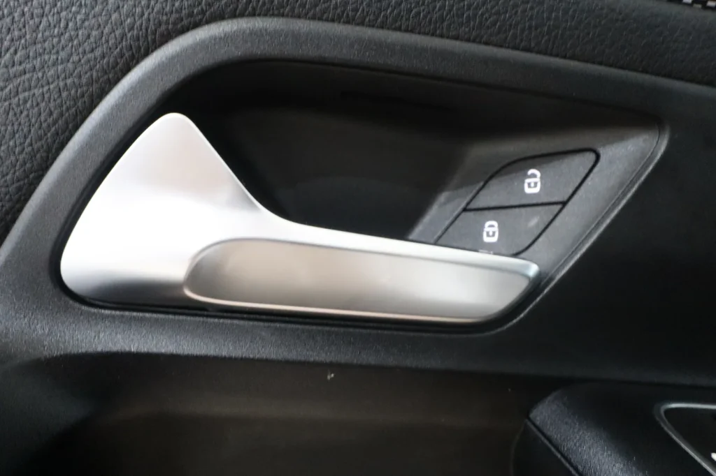 Mercedes-Benz GLA 250 GLA 250e 1300cc 218hp PLUG IN- HYBRID NAVI LED  ΕΛΛΗΝΙΚΟ  2022