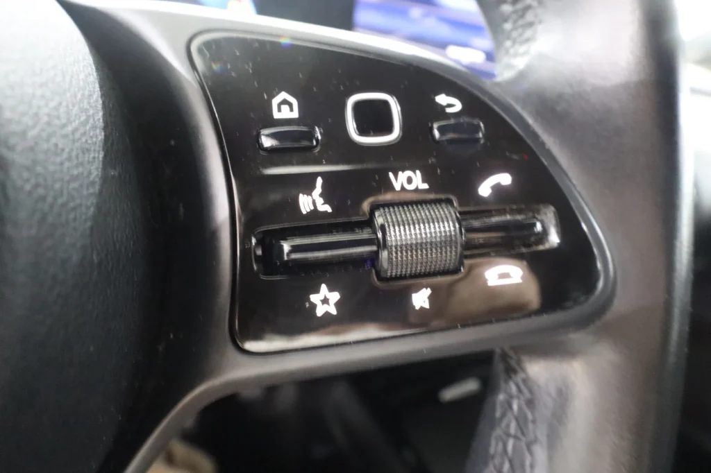 Mercedes-Benz GLA 250 GLA 250e 1300cc 218hp PLUG IN- HYBRID NAVI LED  ΕΛΛΗΝΙΚΟ  2022