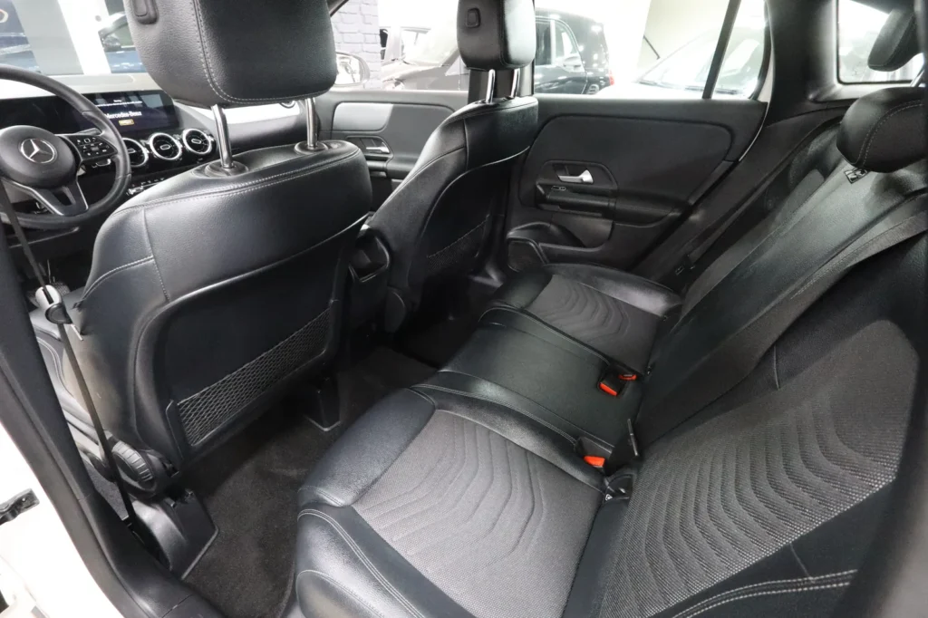 Mercedes-Benz GLA 250 GLA 250e 1300cc 218hp HYBRID NAVI LED ΕΛΛΗΝΙΚΟ  2022