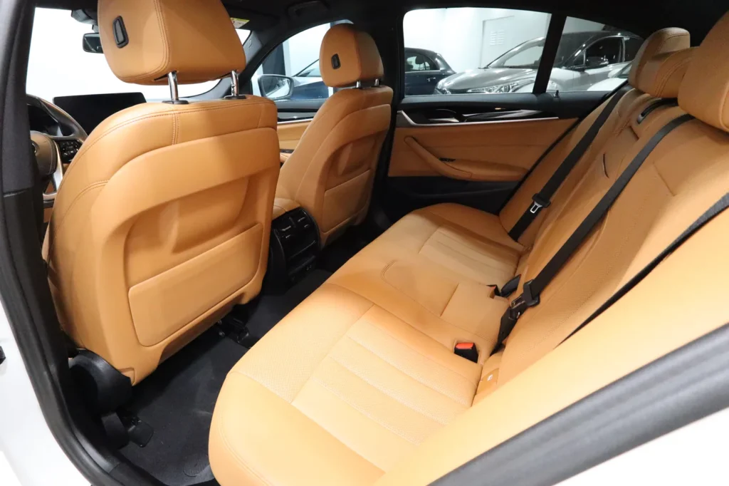 Bmw 520 Hybrid 2.0cc 190hp Head up-display| Led | Leather| 25000χλμ  2023