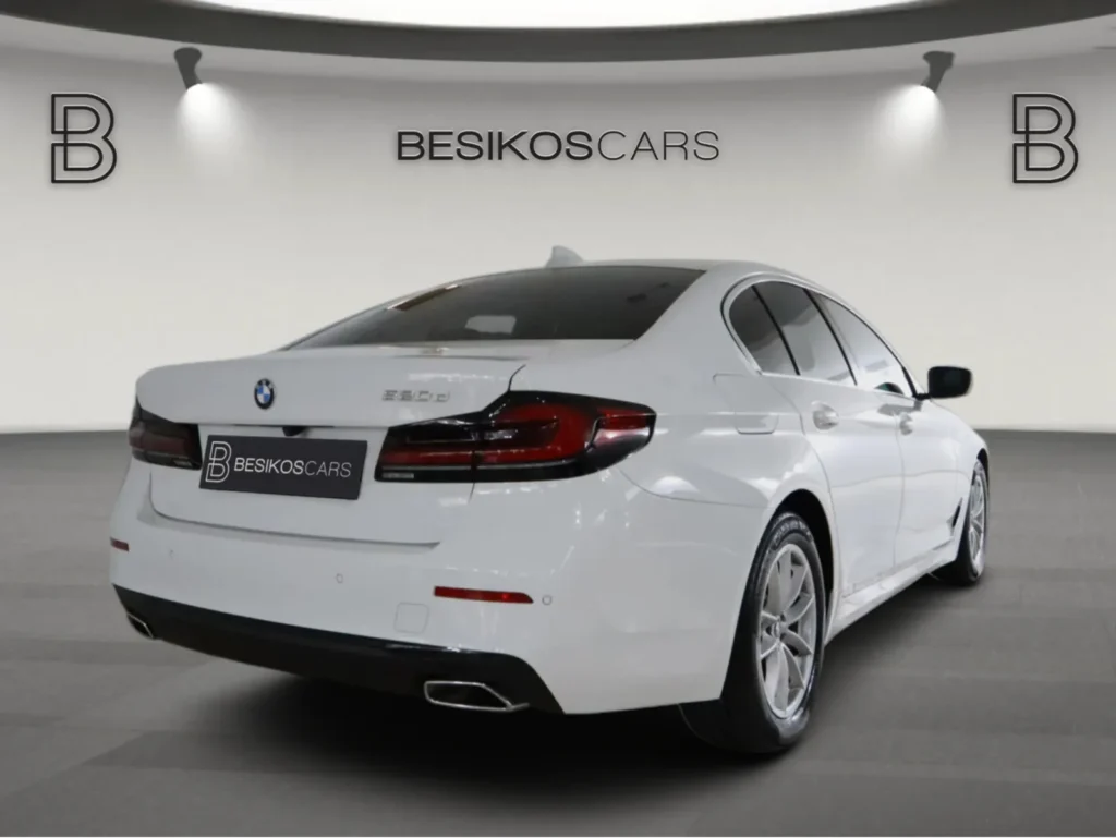 Bmw 520 Hybrid 2.0cc 190hp Head up-display| Led | Leather| 25000χλμ  2023