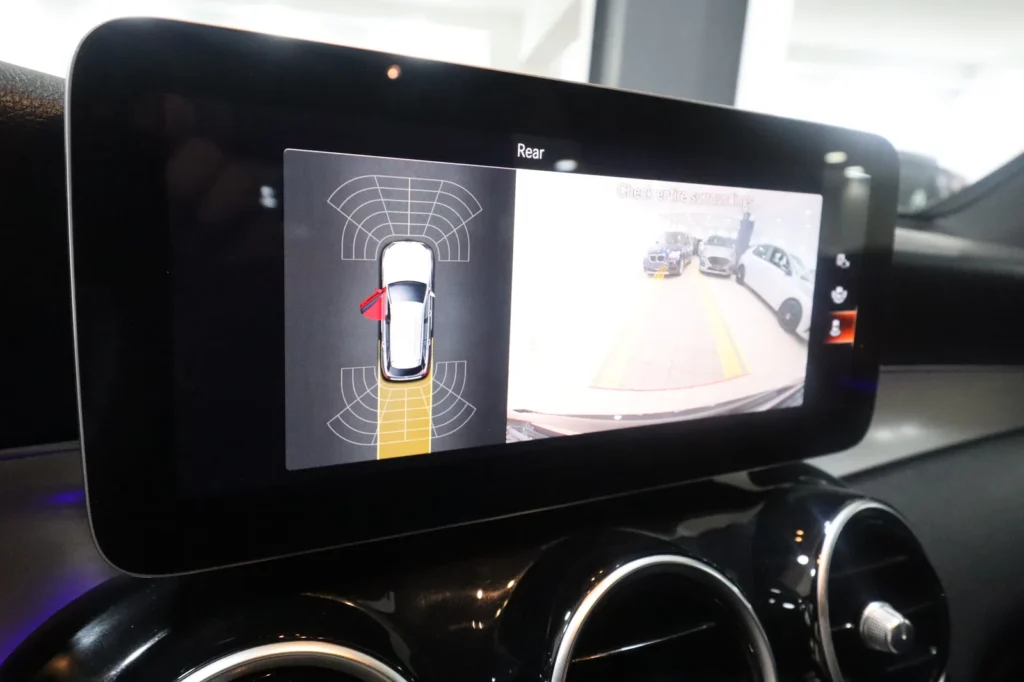 Mercedes-Benz GLC 300 GLC 300 PLUG IN HYBRID 4MATIC 9G TRONIC AMG PACKET  2021