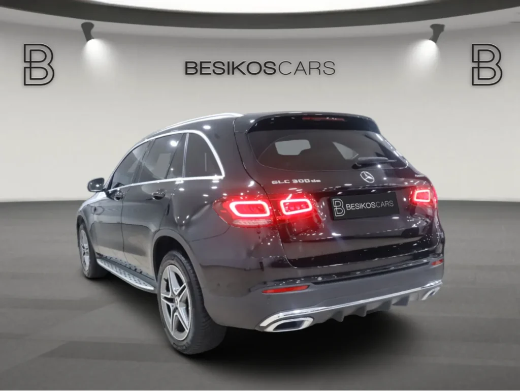 Mercedes-Benz GLC 300 GLC 300 PLUG IN HYBRID 4MATIC 9G TRONIC AMG PACKET  2021