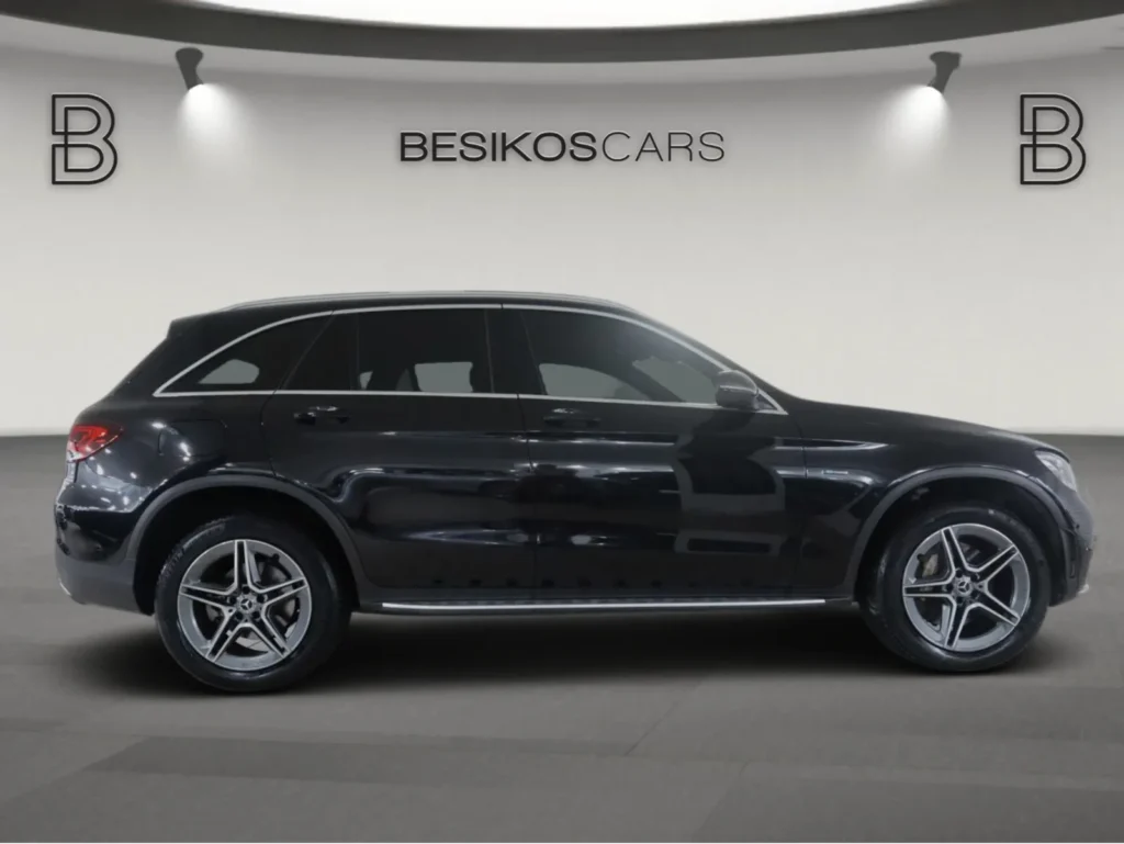 Mercedes-Benz GLC 300 GLC 300 PLUG IN HYBRID 4MATIC 9G TRONIC AMG PACKET  2021