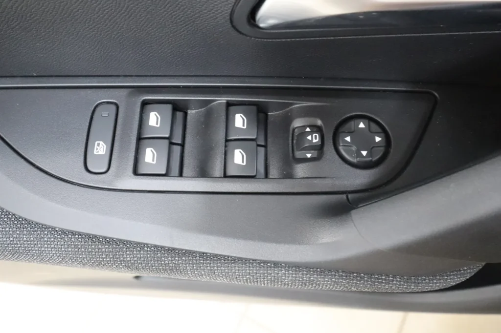 Peugeot 2008 1199cc 100hp ΜΕ ΕΡΓΟΣΤΑΣΙΑΚΗ ΕΓΓΥΗΣΗ  5000ΧΛΜ  2026