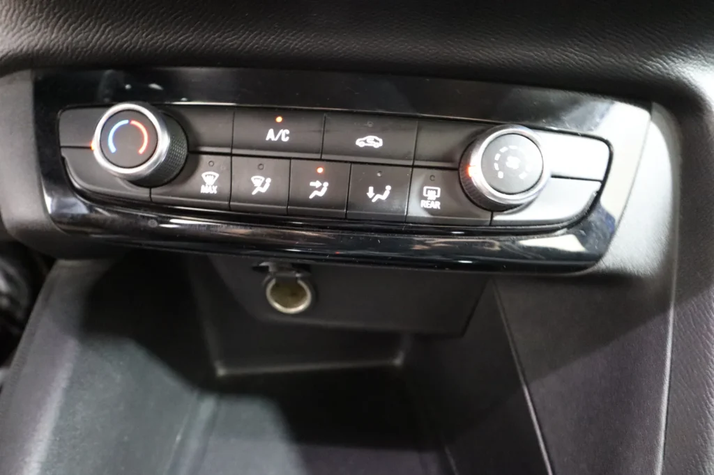 Opel Corsa CORSAd Design & Tech 1.5cc 102hp LED EΛΛΗΝΙΚΟ  2022