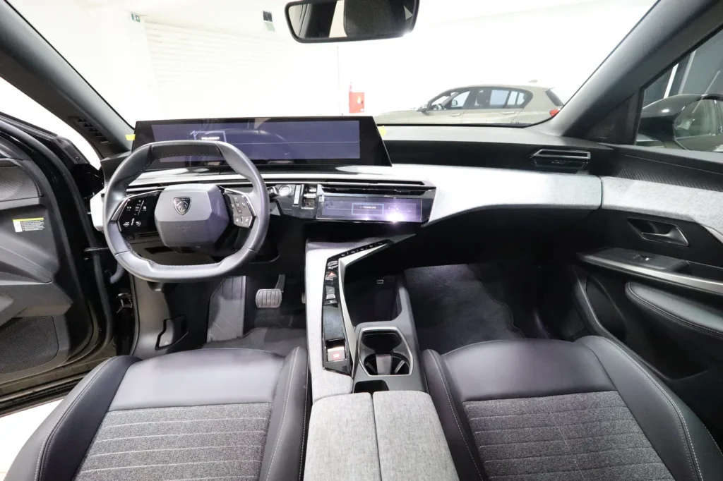 Peugeot 3008 3008 HYBRID 1.2cc 145hp  E-DCS6 ALLURE PLUS NAVI ME EΓΓΥΗΣΗ  2026