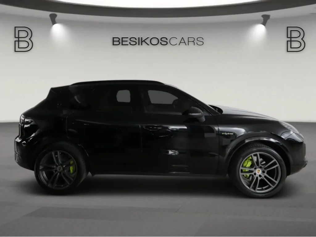 Porsche Cayenne  3.0cc 462hp  V6 e-HYBRID PLUG-IN TIPTRONIC S SUN. PAN 2023