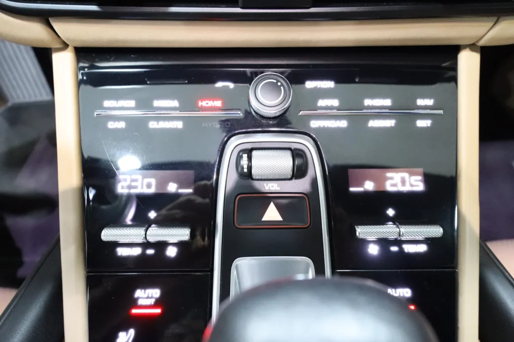 Porsche Cayenne  3.0cc 462hp  V6 e-HYBRID PLUG-IN TIPTRONIC S SUN. PAN 2023