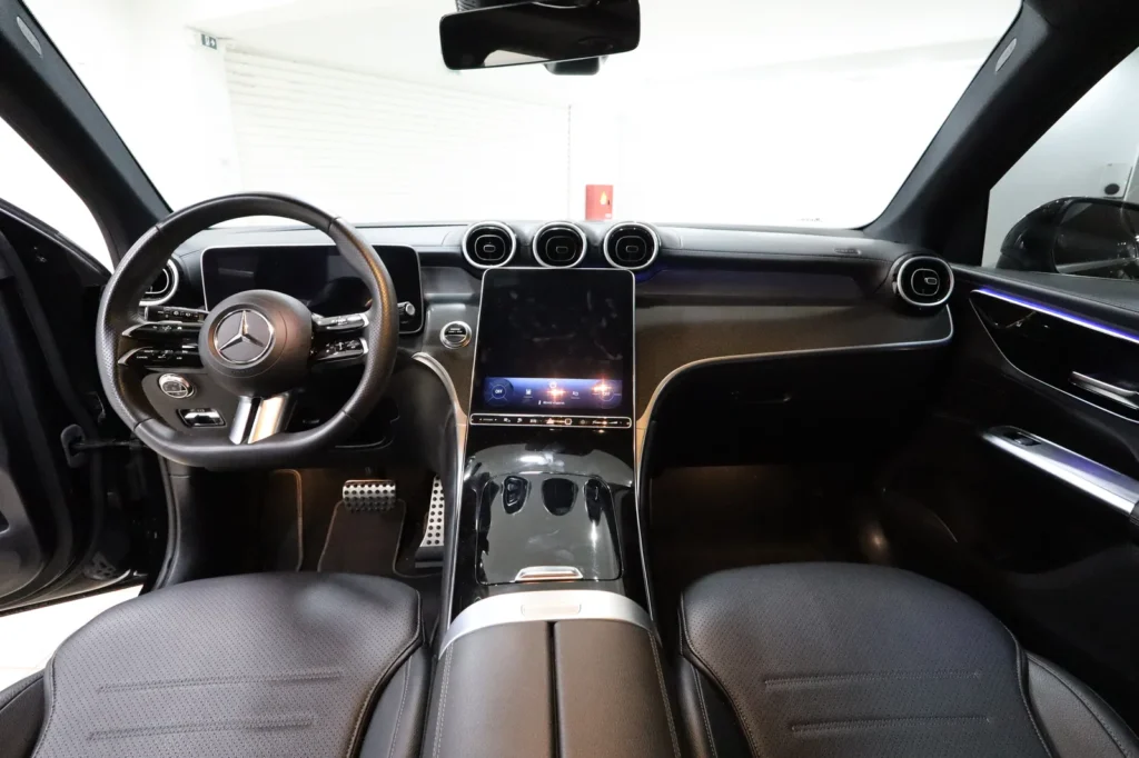 Mercedes-Benz GLC 300 GLC 300e|  PLUG-IN HYBRID|  4MATIC | AMG LINE | PANORAMA 2023