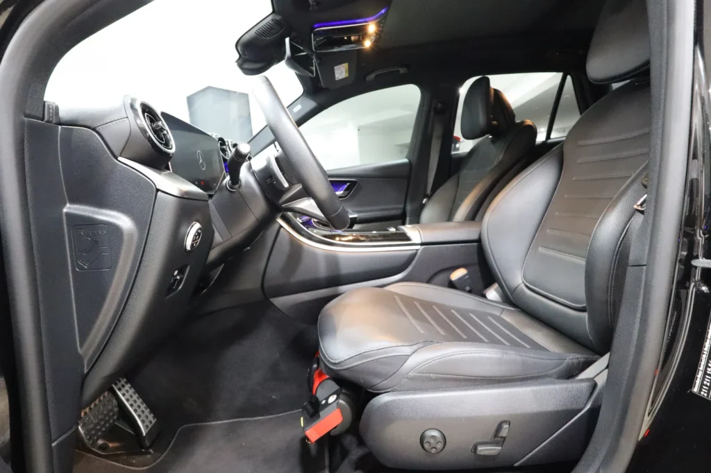 Mercedes-Benz GLC 300 GLC 300e|  PLUG-IN HYBRID|  4MATIC | AMG LINE | PANORAMA 2023
