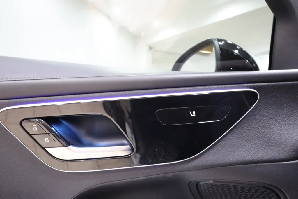 Mercedes-Benz GLC 300 GLC 300e|  PLUG-IN HYBRID|  4MATIC | AMG LINE | PANORAMA 2023