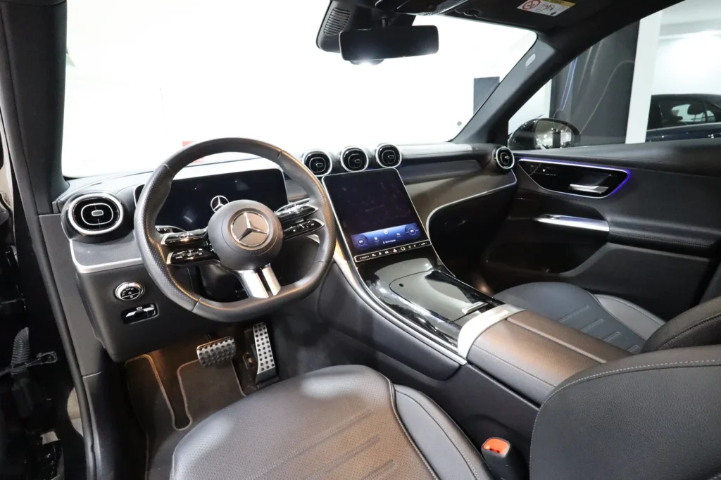 Mercedes-Benz GLC 300 GLC 300e|  PLUG-IN HYBRID|  4MATIC | AMG LINE | PANORAMA 2023