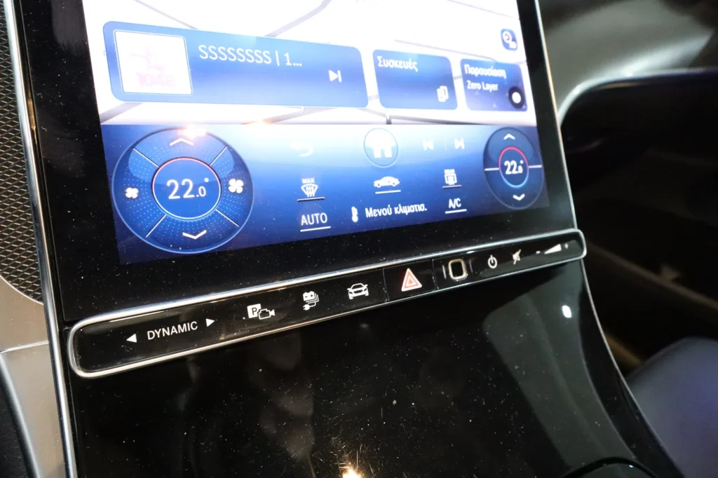 Mercedes-Benz GLC 300 GLC 300e|  PLUG-IN HYBRID|  4MATIC | AMG LINE | PANORAMA 2023